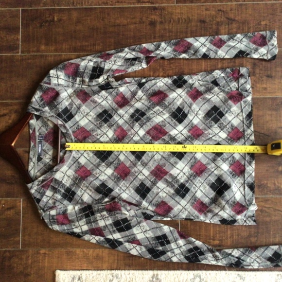 Ladies retro argyle sheer top in burgundy/grey/white black. Sz medium - Picture 9 of 9